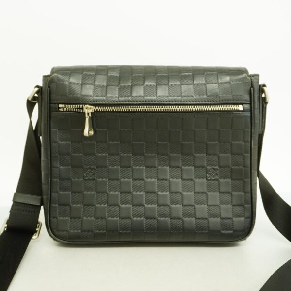 1240001050921 16 Louis Vuitton Damier Infini District PM Shoulder Bag Onyx