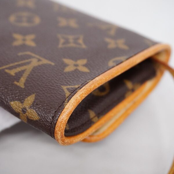 1240001051079 12 Louis Vuitton Pochette Twin GM Monogram Shoulder Bag Brown