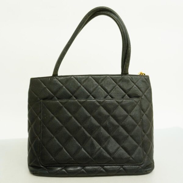 1240001051085 18 Chanel Caviar Skin Tote Bag Black