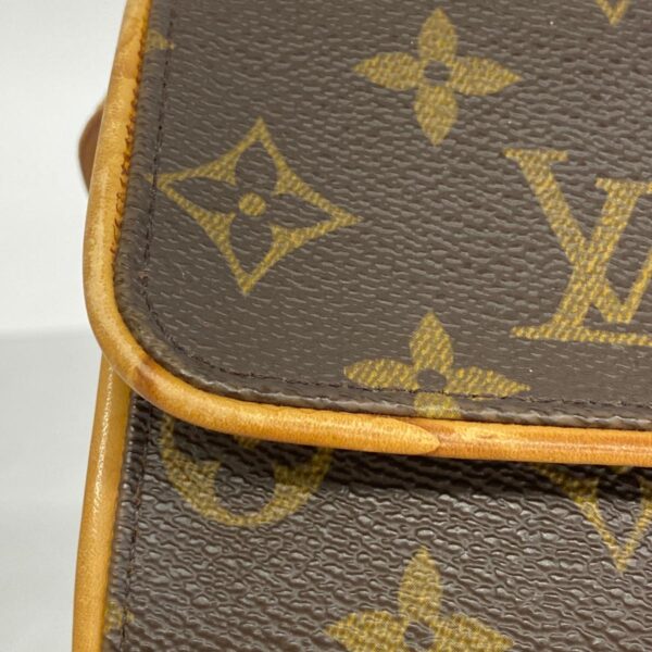 1240001051217 11 Louis Vuitton Pochette Twin PM Monogram Shoulder Bag Brown