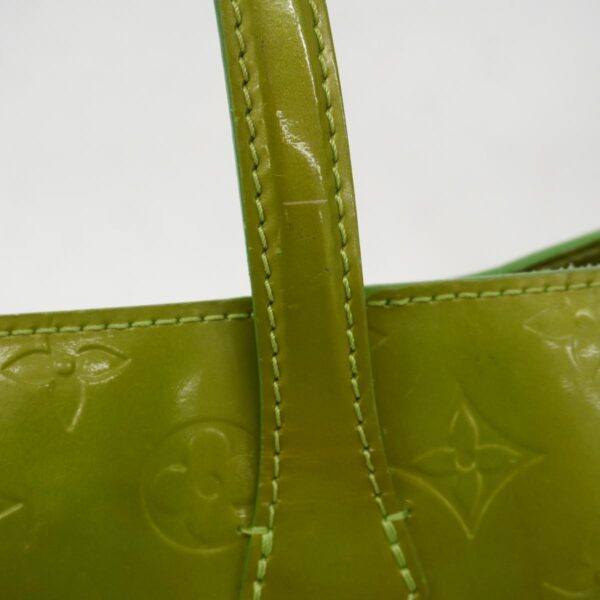 1240001051250 16 Louis Vuitton Wilshire Boulevard Vernis Handbag Vert Tonic