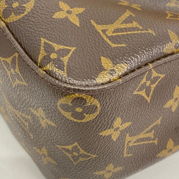 1240001051353 6 Louis Vuitton Looping GM Monogram Shoulder Bag Brown