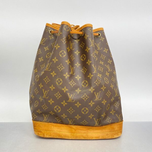 1240001051384 12 Louis Vuitton Noe Monogram Shoulder Bag Brown