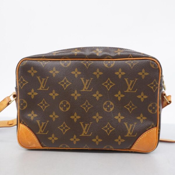 1240001051395 16 Louis Vuitton Trocadero 274 Monogram Shoulder Bag Brown