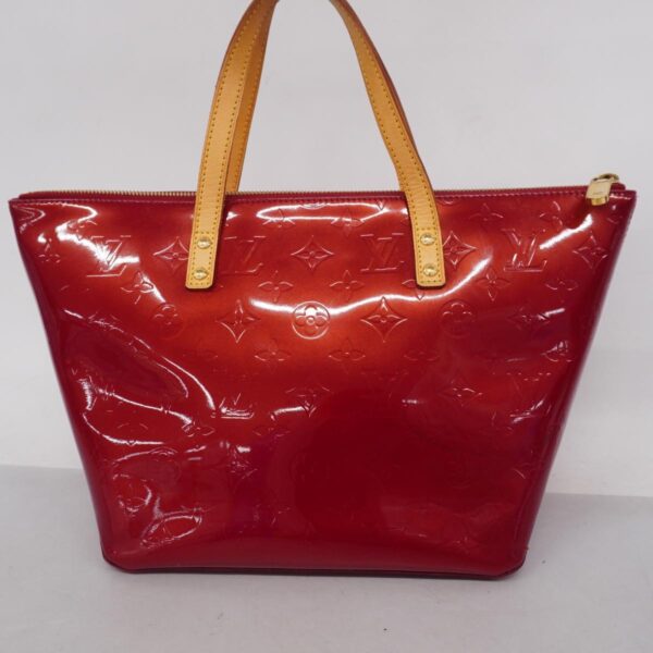 1240001051400 17 Louis Vuitton Bellevue PM Vernis Handbag Pomme dAmour