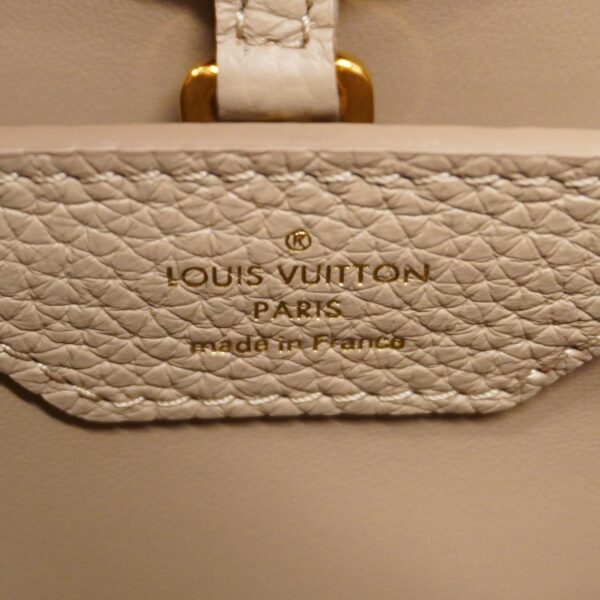 1240001051552 5 Louis Vuitton Capucines BB Taurillon Two way Bag Gare