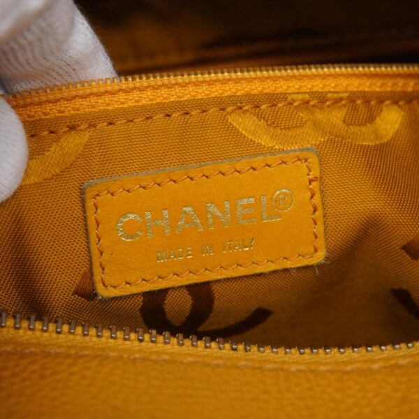 1240001051658 5 Chanel Caviar Skin Wood Shoulder Bag Yellow