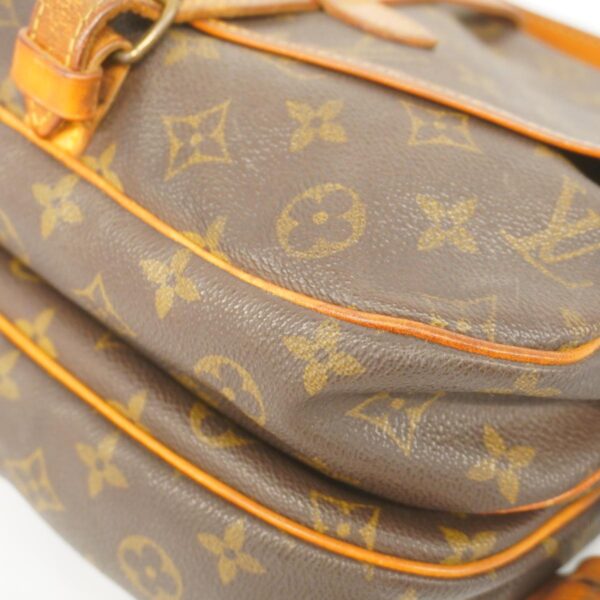 1240001051697 10 Louis Vuitton Saumur 30 Monogram Shoulder Bag Brown