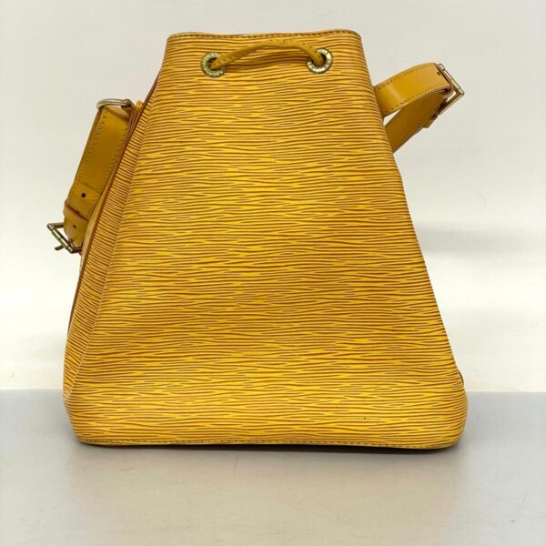 1240001051800 11 Louis Vuitton Petit Noe Epi Shoulder Bag Jaune