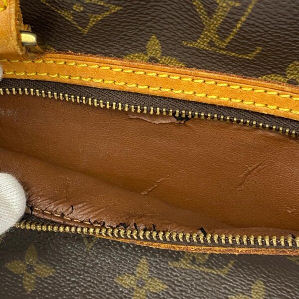 1240001051822 10 Louis Vuitton Cité MM Monogram Shoulder Bag Brown