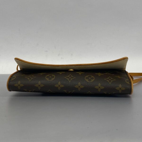 1240001051952 3 Louis Vuitton Pochette Twin GM Monogram Shoulder Bag Brown