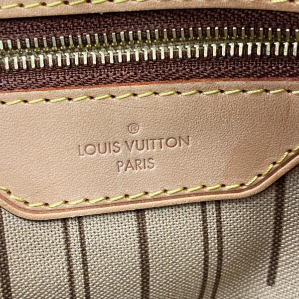 1240001052050 5 Louis Vuitton Delightful MM Monogram Shoulder Bag Brown