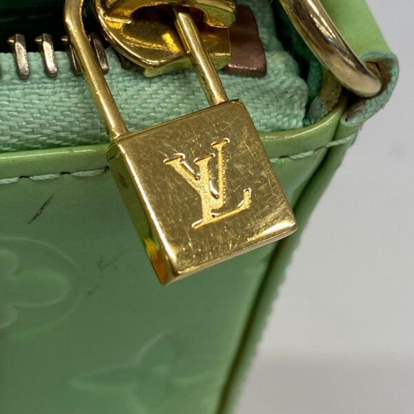 1240001052064 8 Louis Vuitton Mallory Square Vernis Shoulder Bag Peppermint