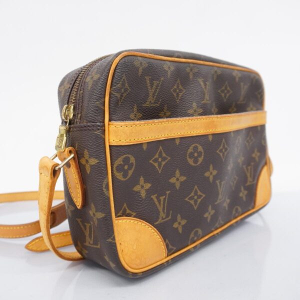 1240001052099 2 Louis Vuitton Trocadero 27 Monogram Shoulder Bag Brown