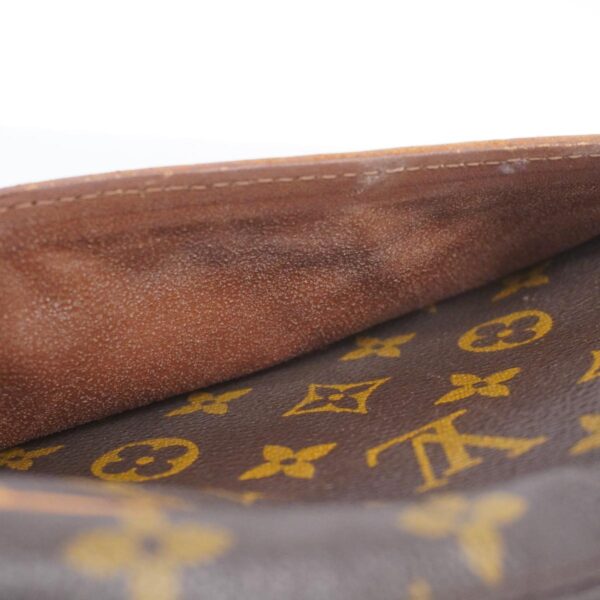 1240001052109 6 Louis Vuitton Compiegne 23 Monogram Clutch Bag Brown