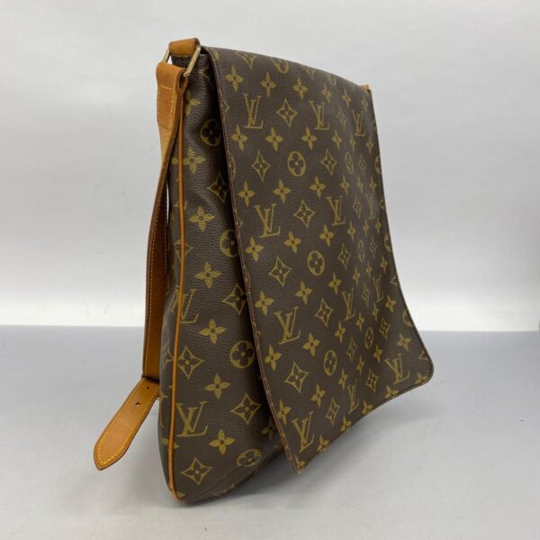 1240001052162 2 Louis Vuitton Musette Monogram Shoulder Bag Brown