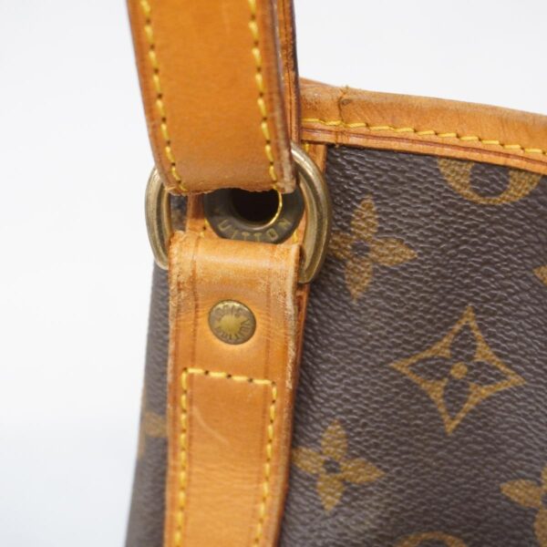 1240001052218 14 Louis Vuitton Noe Monogram Shoulder Bag Brown