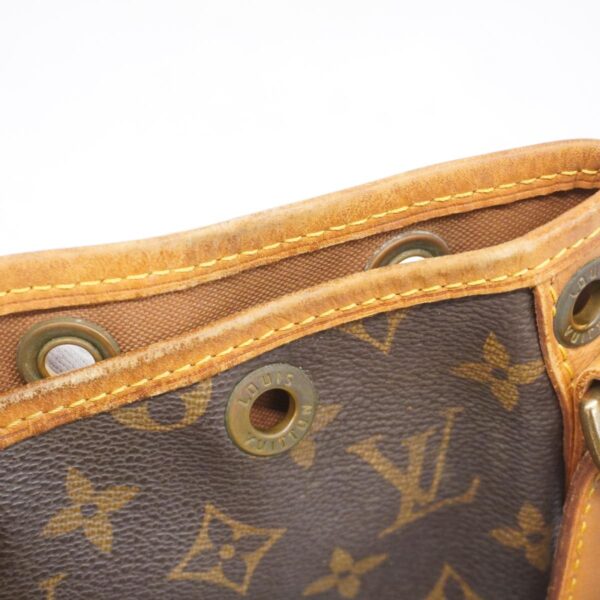 1240001052218 7 Louis Vuitton Noe Monogram Shoulder Bag Brown