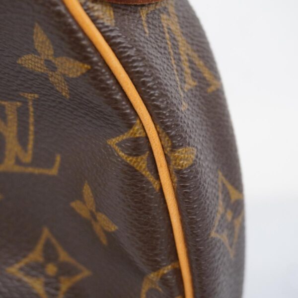 1240001052247 7 Louis Vuitton Croissant MM Monogram Shoulder Bag Brown