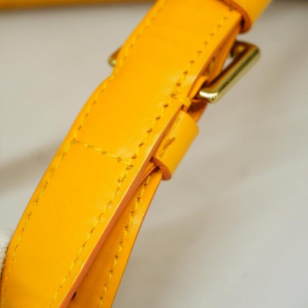 1240001052360 15 Louis Vuitton Koblan Epi Rucksack Jaune