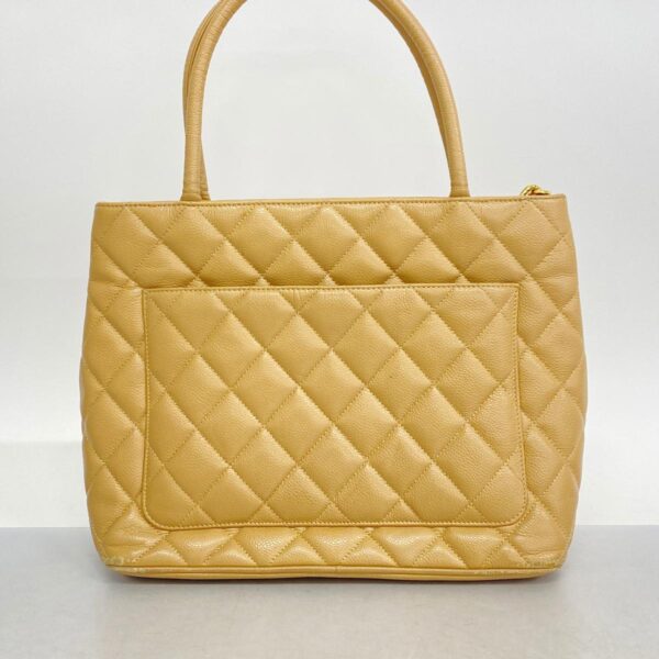 1240001052482 13 Chanel Caviar Skin Tote Bag Beige