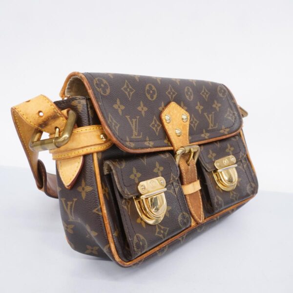 1240001052618 2 Louis Vuitton Hudson Monogram Shoulder Bag Brown