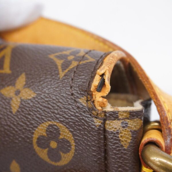 1240001052618 6 Louis Vuitton Hudson Monogram Shoulder Bag Brown