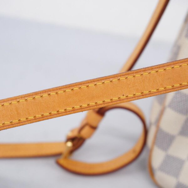 1240001052619 12 Louis Vuitton Siklasa PM Damier Azur Shoulder Bag White