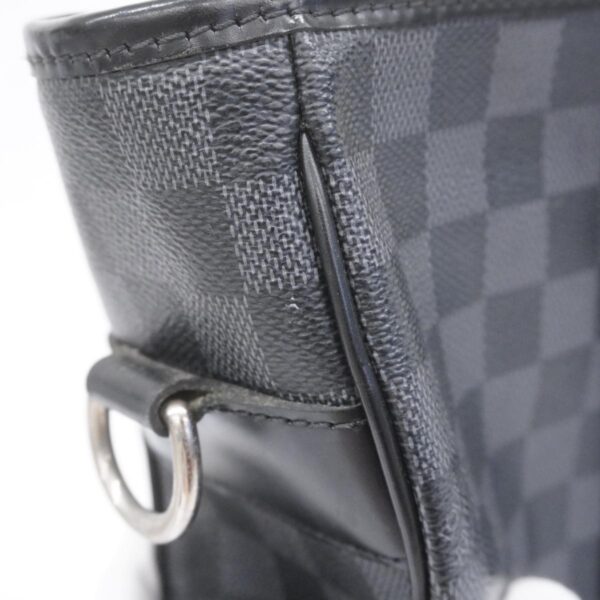 1240001052621 16 Louis Vuitton Tadao PM NM Damier Graphite 2way Bag Black