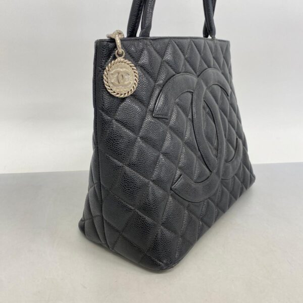 1240001052782 2 Chanel Caviar Skin Tote Bag Black