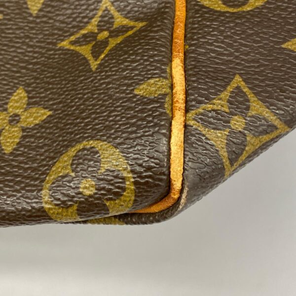 1240001052833 11 Louis Vuitton Speedy 40 Monogram Handbag Brown