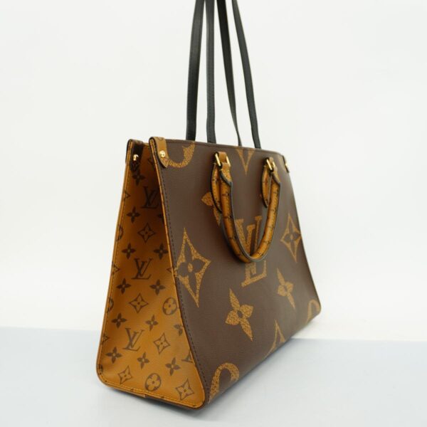 1240001052851 2 Louis Vuitton On the Go MM Monogram Giant Two Way Bag Brown