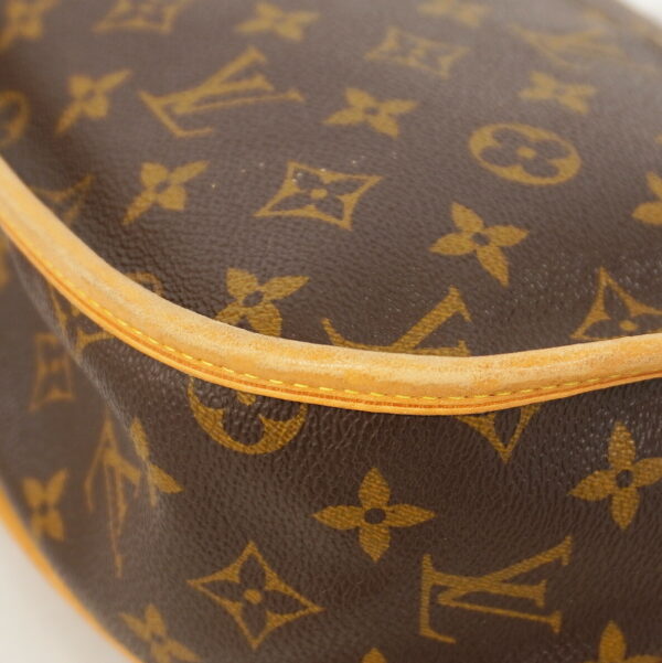 1240001052977 6 Louis Vuitton Menilmontan PM Monogram Shoulder Bag Brown