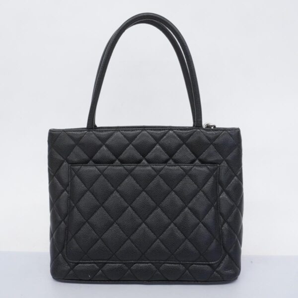 1240001053047 18 Chanel Caviar Skin Tote Bag Black