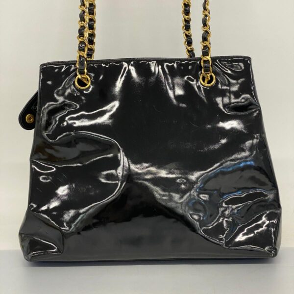 1240001053266 13 Chanel Chain Patent Shoulder Bag Black