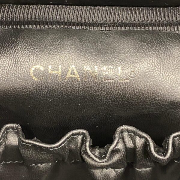 1240001053267 5 Chanel Vanity Caviar Skin Bag Black