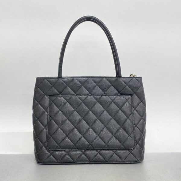 1240001053388 16 Chanel Caviar Skin Tote Bag Black