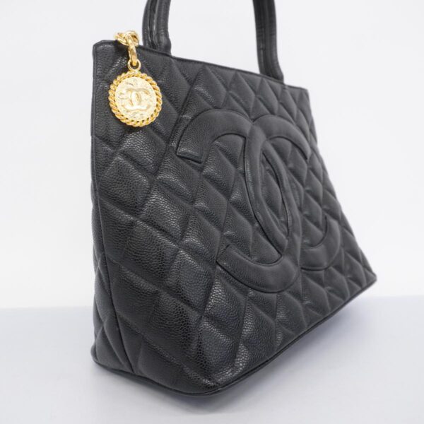 1240001054055 2 Chanel Caviar Skin Tote Bag Black