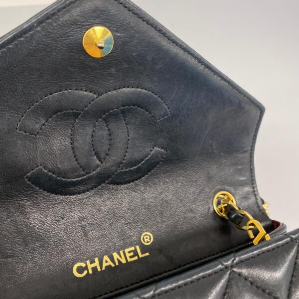 1240001054310 8 Chanel Matelasse Chain Lambskin Shoulder Bag Black