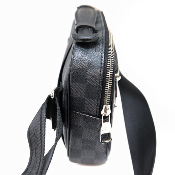 1262 4 Louis Vuitton Umbrella Body Bag Damier Graphite Black