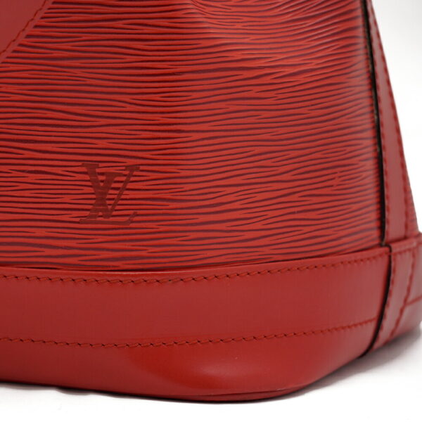 13337 6 Louis Vuitton Noe Shoulder Bag Epi Red