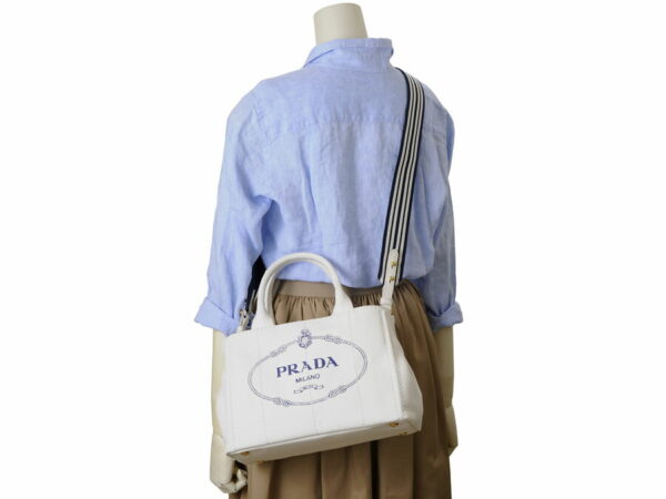 1bg439zkif0ub0roo 4 Prada Kanapa Tote Bag White