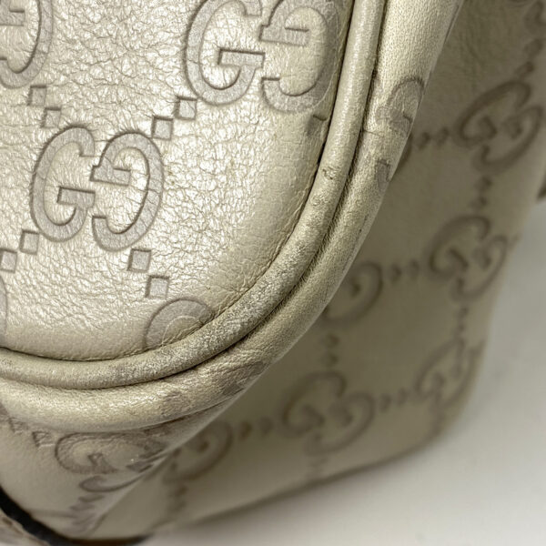 2000008826327 02 Gucci Guccisima Tote Bag GG Pattern Leather Ivory