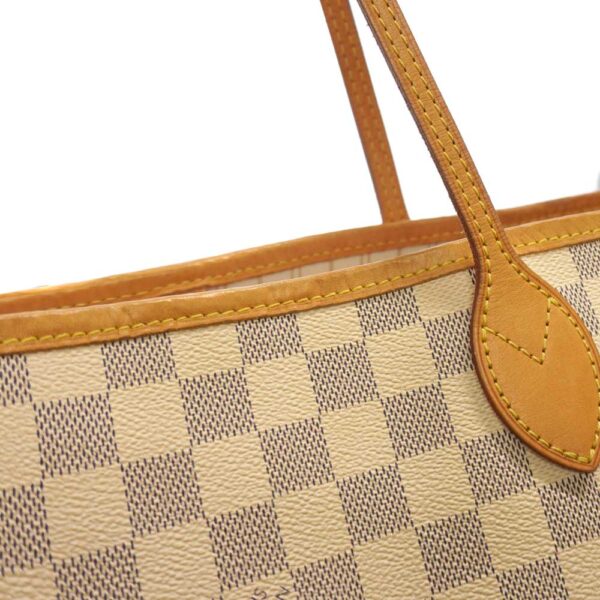 21 2044 7 Louis Vuitton Neverfull MM Damier Azur Canvas Tote Bag White