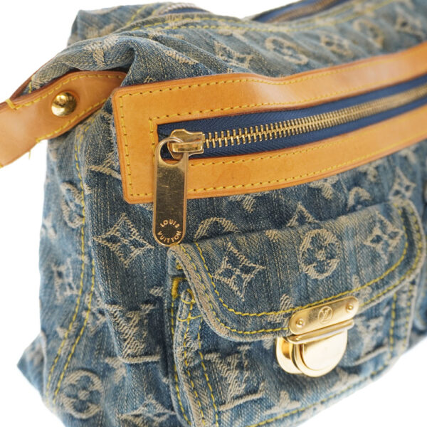 21 2752 7 Louis Vuitton Baggy PM Monogram Denim Shoulder Bag Blue