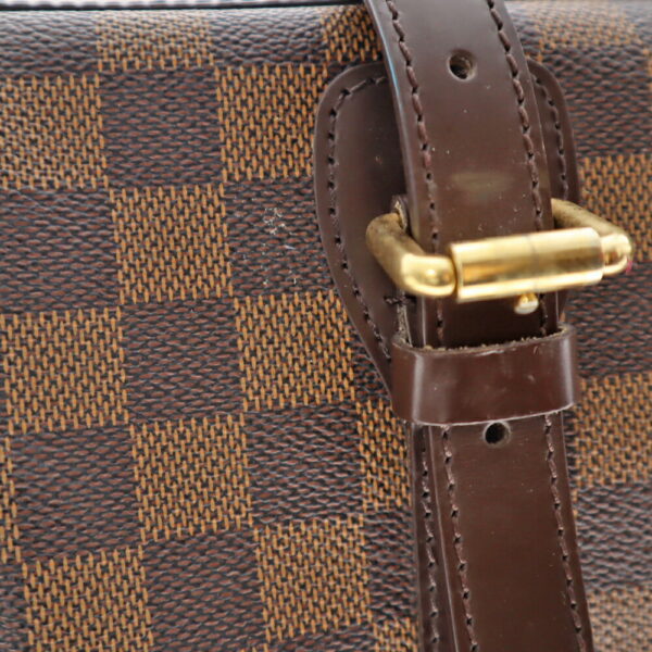 21 3142 16 Louis Vuitton Berkley Shoulder Bag Damier Canvas Brown