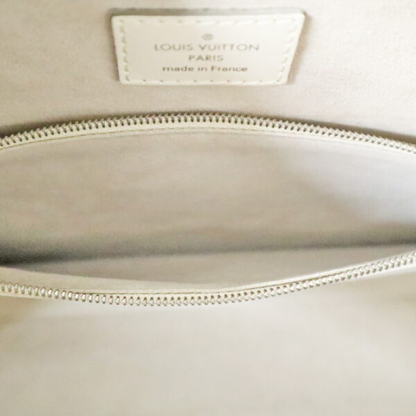 21 3708 9 Louis Vuitton Pont Neuf PM Handbag Epi Leather White