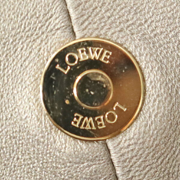 21 5101 10 Loewe Nappa Aire Handbag Black