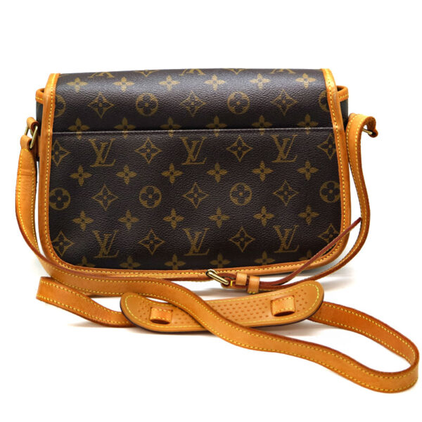 21 5601 2 Louis Vuitton Sologne Shoulder Bag Monogram Brown