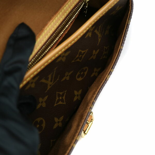 21 5601 8 Louis Vuitton Sologne Shoulder Bag Monogram Brown